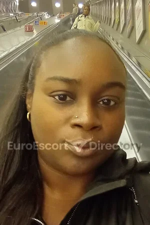 Naomi Euro Escort