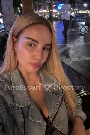 Maru Euro Escort