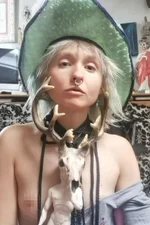 Alien Priestess