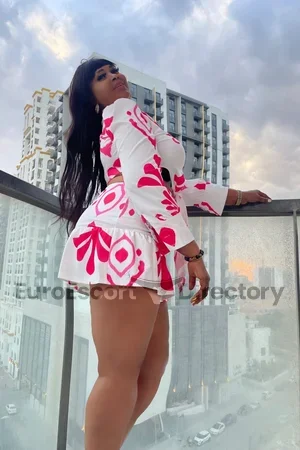 Suzy Euro Escort