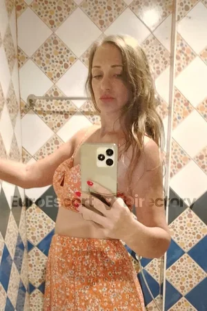 Natalie Euro Escort