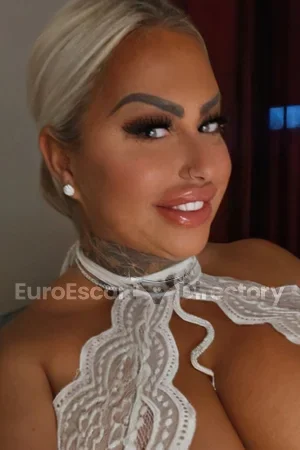 Sindysixx Pornstar Euro Escort