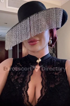 Dominatrix Lilith escort