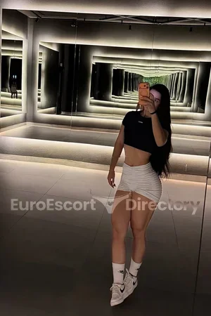 Serena escort