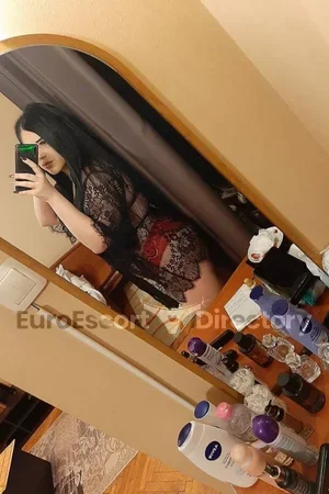 Tina Euro Escort