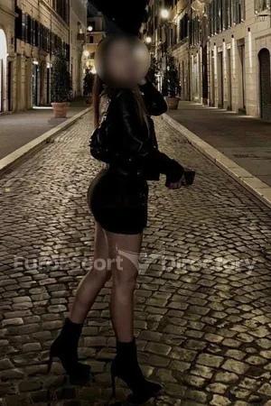 Andrea Masseuse Euro Escort