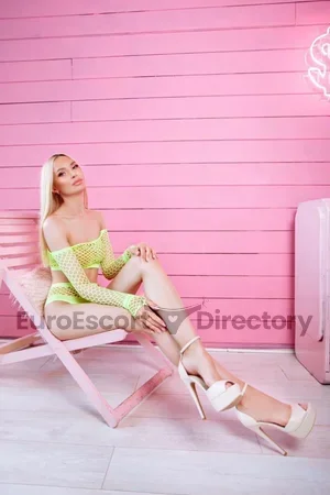 Viki Euro Escort