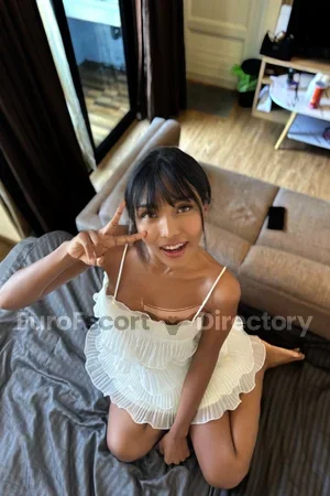 Oya Euro Escort