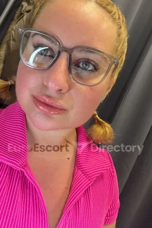 Sevi Masseuse escort
