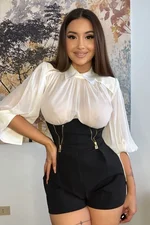 Mia