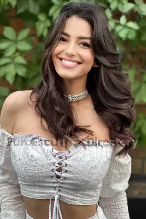 Karis Euro Escort