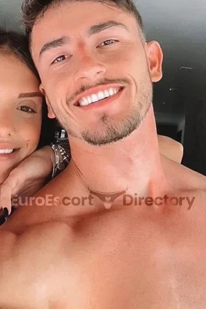 Maria Rafael couple