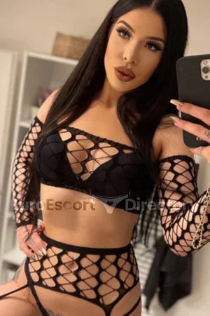 Alexandra escort