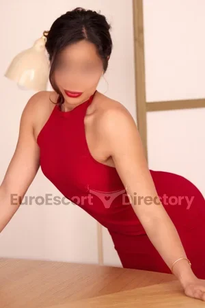 Bella Bends Euro Escort