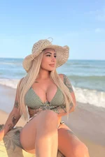 Nicole