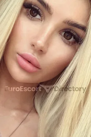 Alina escort