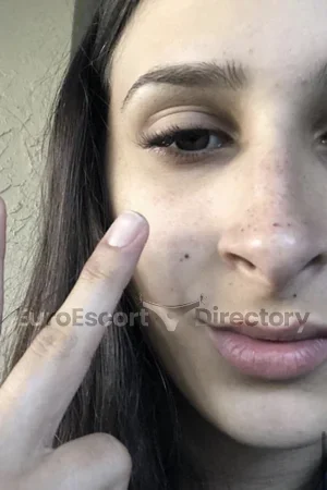 Laura Euro Escort