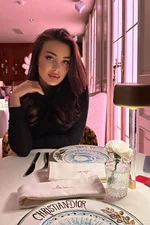 Eva