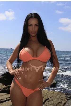 Marya Euro Escort