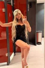 Luna Shirly