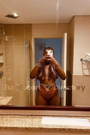Given Dora Euro Escort