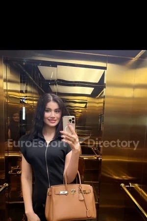 Alina Euro Escort