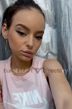 Anne Euro Escort