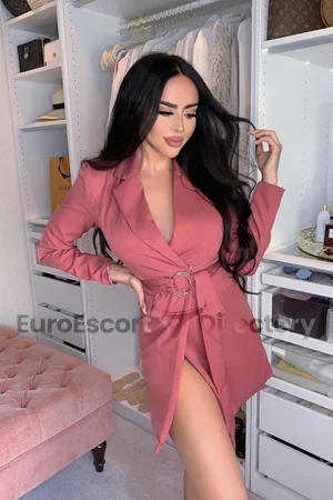 Yolanda Euro Escort