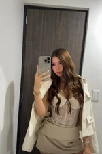 Khloe