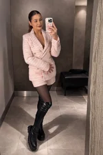 Riana Masseuse
