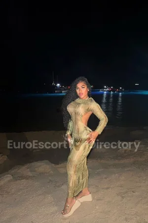 Jully Euro Escort