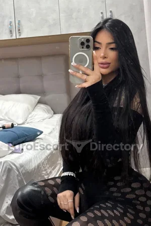 Sarah Bebezita Euro Escort