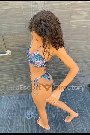 Cecilia Euro Escort