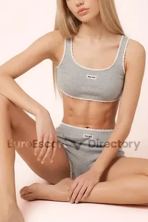 model Mojo