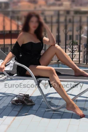 Victoria escort