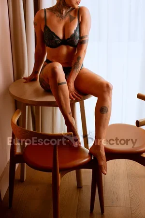Serena Masseuse Euro Escort