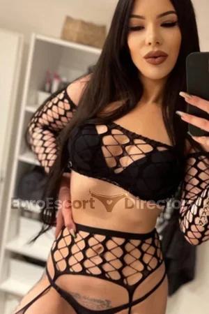 Alexandra escort