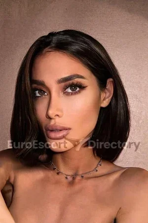 Eva Euro Escort