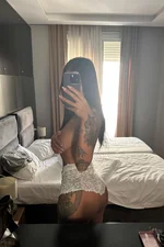 Mia