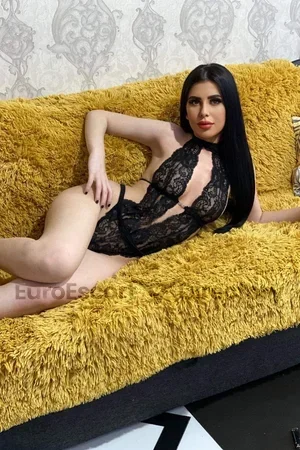 Andrea escort