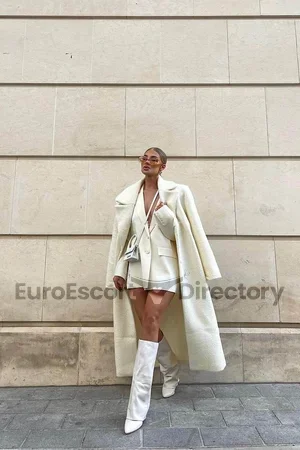 Yana Euro Escort
