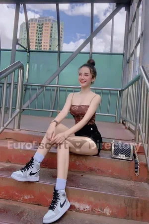 Xuka Euro Escort