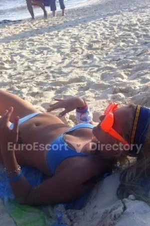 Bee Euro Escort
