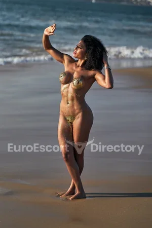 Dhara Oliver