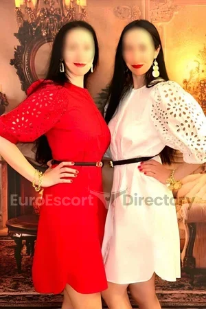 Sofia Anastasia duo with girl