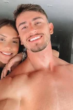 Maria Rafael couple