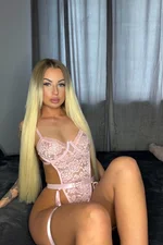 Mia