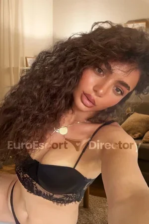 Mona Euro Escort