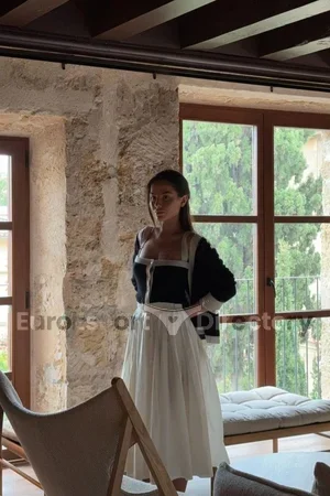 Alissa Euro Escort