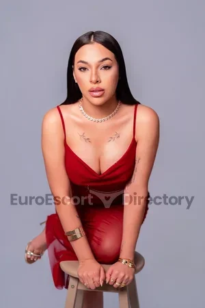 Maya Euro Escort